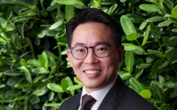 Dr Lee Lip Seng