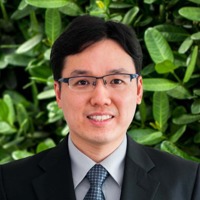 Dr Darren Phua