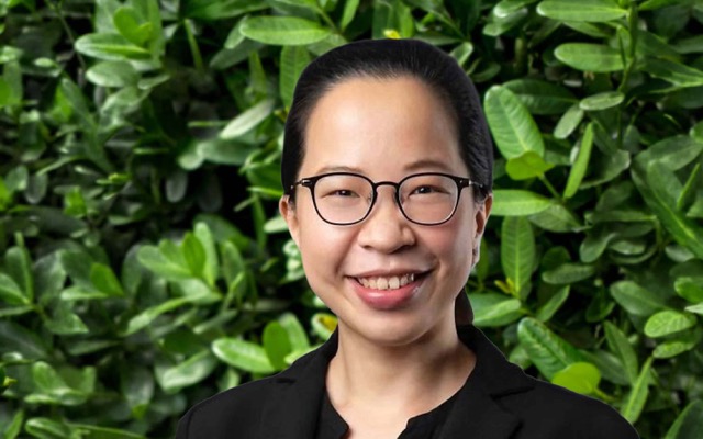 Dr Natascha Putri