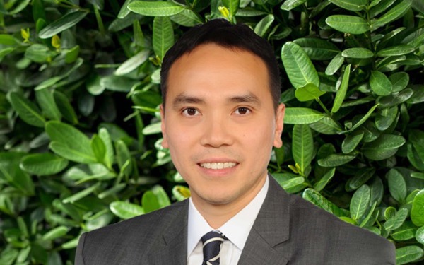 Dr Thomas Ho