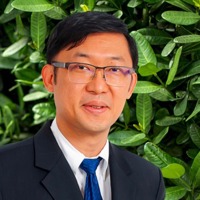 Dr Timothy Lim Yong Kuei