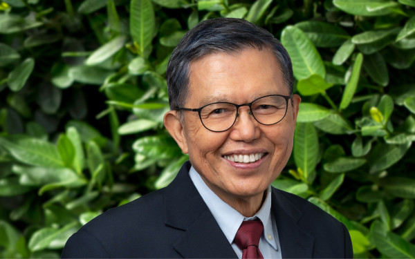Dr Tan Yew Oo