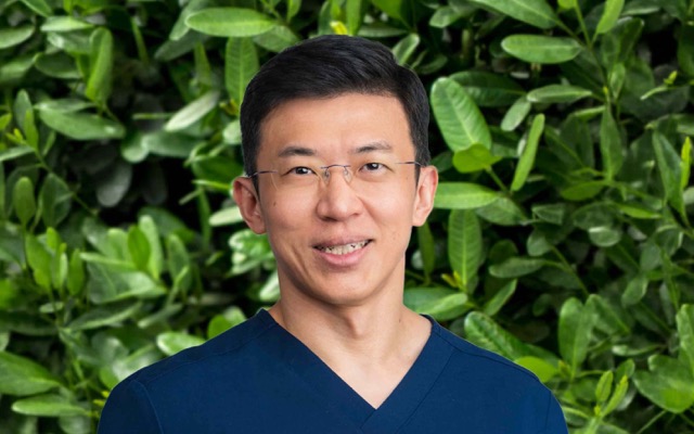 Dr Loong Tse Han